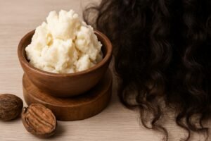 Est-ce que le beurre de karité fait pousser les cheveux